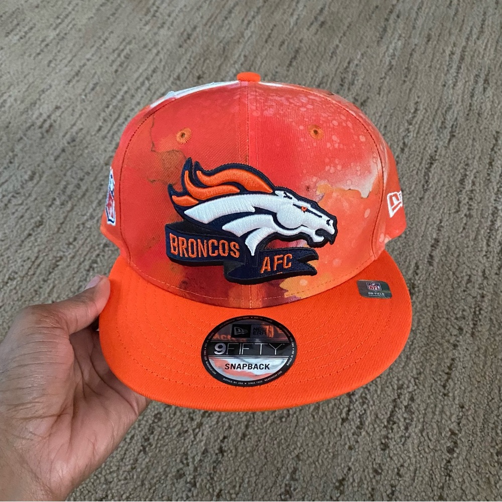 New Era 9FIFTY Denver Broncos Flat Bill Ink-Dye Snapback Sideline NFL Hat/Cap